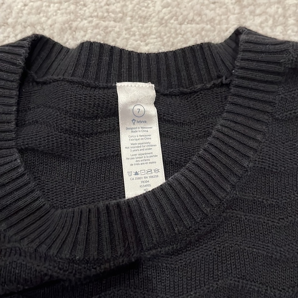 Ivivva Girls 7 Grey/Black Long Sleeve Rare Offer Before Buy. Can Fit Adult S/M!! View 3
